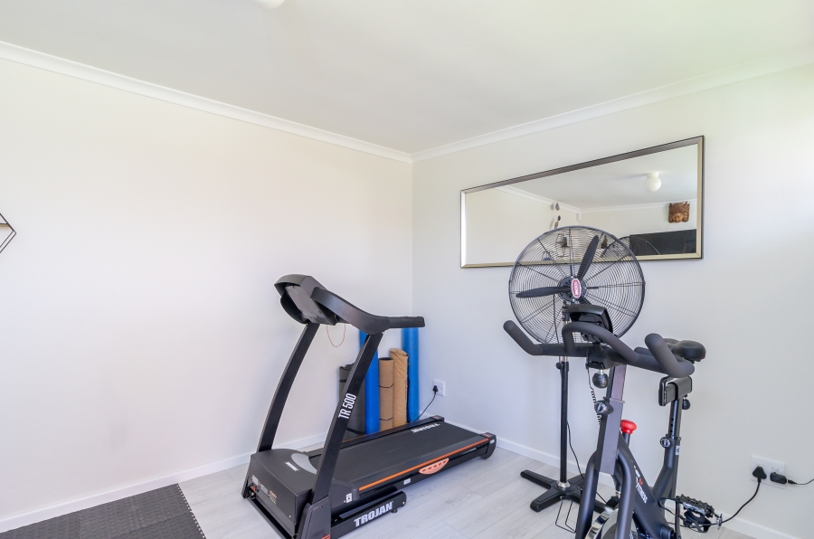 4 Bedroom Property for Sale in Kirstenhof Western Cape